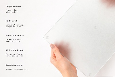 Szögletes üveg vágódeszka áttetsző kivitelben, egyedi fényképpel