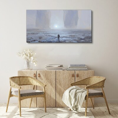 Vászonkép Egyedül kóborol egy ködös térben