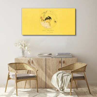 Vászonkép Portré egy nő sárga háttérrel