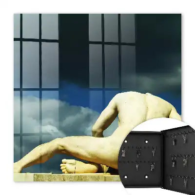Kulcsdoboz Klasszikus elegancia felhős háttérrel