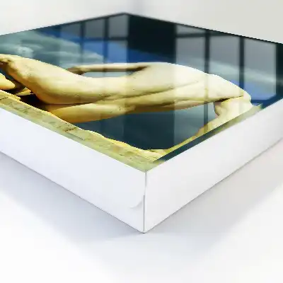 Kulcsdoboz Klasszikus elegancia felhős háttérrel