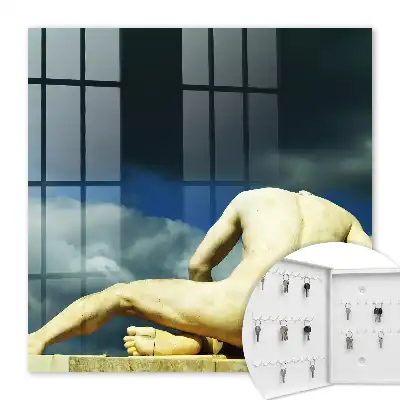 Kulcsdoboz Klasszikus elegancia felhős háttérrel