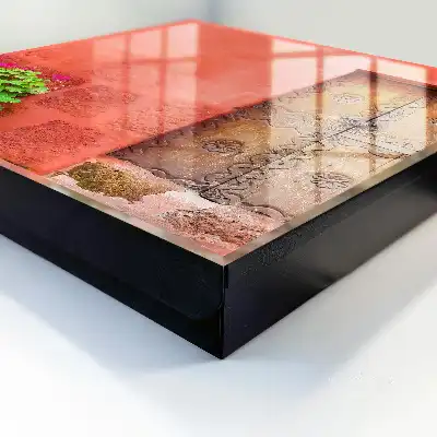 Kulcsdoboz Piros homlokzatú fa ajtó