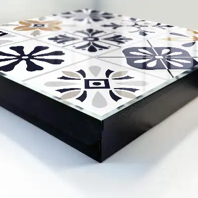 Kulcstartó szekrény Geometriai minták világos árnyalatokban