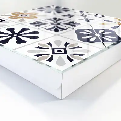 Kulcstartó szekrény Geometriai minták világos árnyalatokban