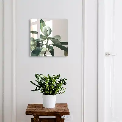 Kulcstároló doboz Ficus levelek a világos háttérben