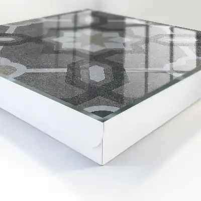 Kulcstartó szekrény Geometrikus elegancia szimmetriával