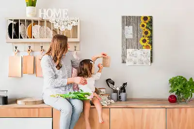 Napraforgók mintás parafatábla fa háttérrel