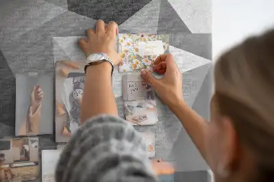 Nagy méretű parafatábla geometriai kompozíció mintával