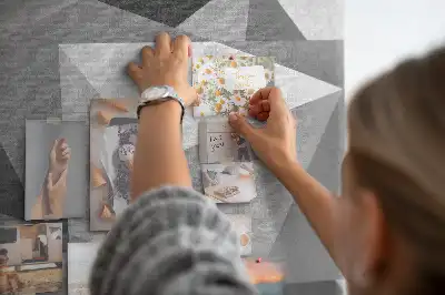 Nagy méretű parafatábla geometriai kompozíció mintával