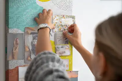 Doodle absztrakció parafatábla
