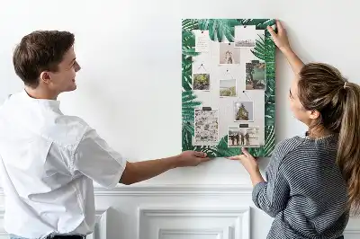 Színes parafatábla Monstera levélmintával