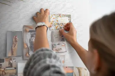 Arany levelek mintás parafatábla