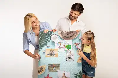 Színes parafatábla ünnepi mintával