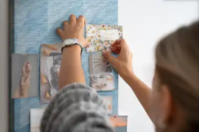 Geometrikus mintás színes parafatábla