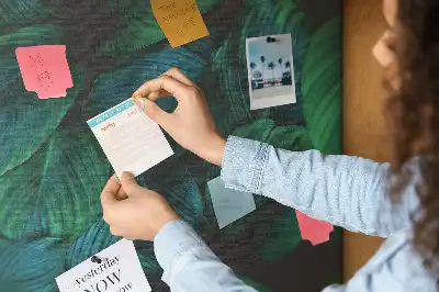 Nagy parafatábla trópusi levelek mintával