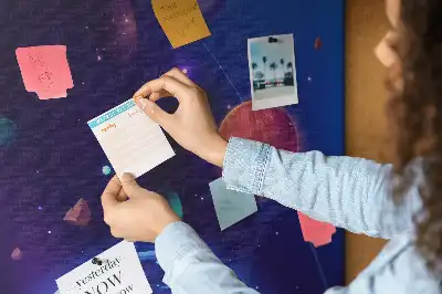 Nagy méretű Űrművészet mintás parafatábla