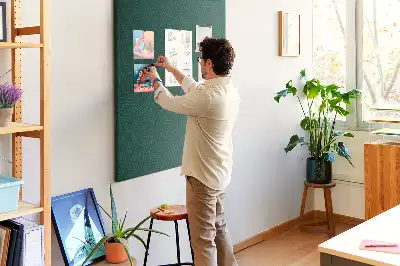 Színes parafatábla lineáris levélmintával