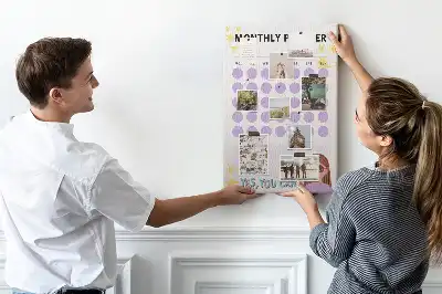 Színes parafa havi ütemterv tábla