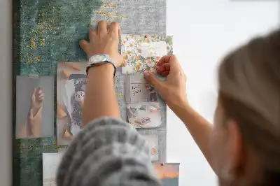 Nagy méretű, dekoratív mintás parafatábla