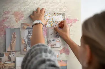 Fali parafa üzenőtábla pasztell festői térkép mintával