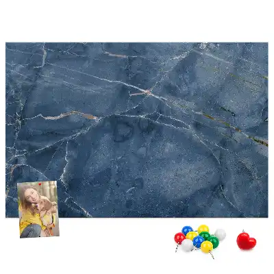 Márvány textúrájú parafatábla