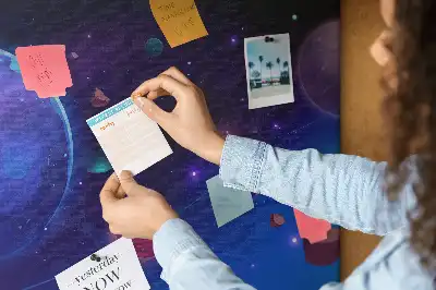 Bolygók és galaxis mintás parafatábla