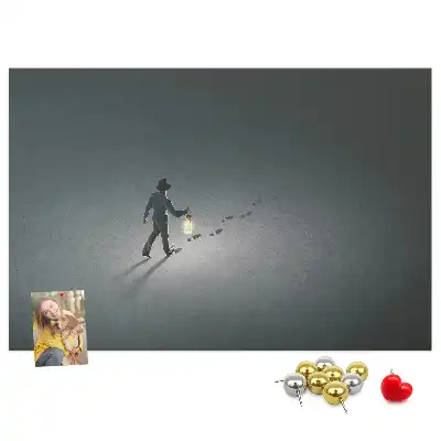 Vándor a sötétben parafa üzenőtábla