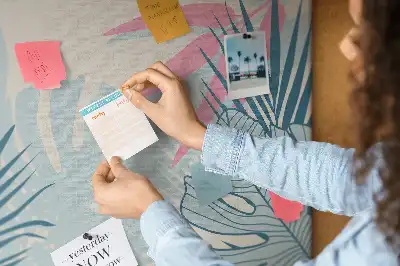 Pasztell levelek mintás parafatábla