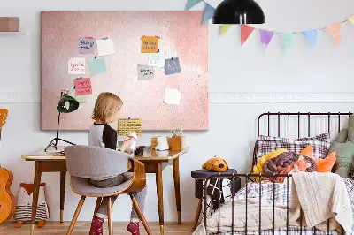Rózsaszín márványmintás parafatábla