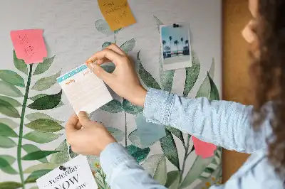 Fali parafa üzenőtábla akvarell levelek mintával