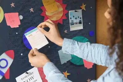 Gyermek parafa üzenőtábla űr mintával
