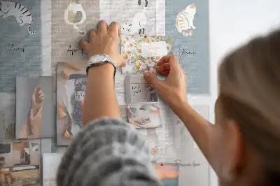 Macskás naptár parafatáblával