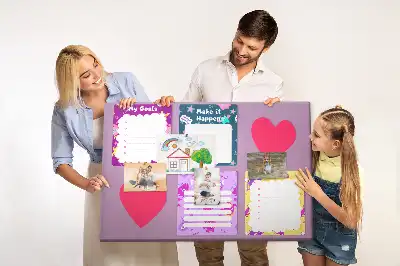 Szörnyes jegyzetes parafatabla