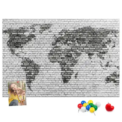 Parafatábla tégla világmotívummal