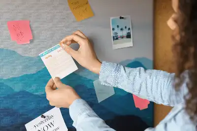 Akvarell hegyek mintás fali parafa üzenőtábla