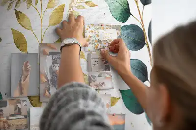 Fali parafa üzenőtábla növények és levelek mintával