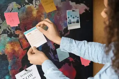 Absztrakt térkép mintás parafatábla