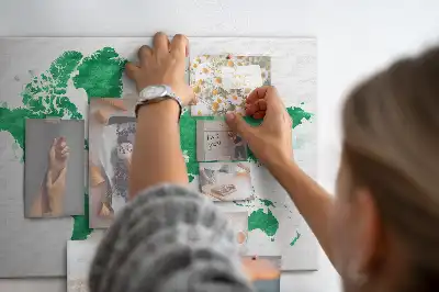 Parafatábla zöld világtérkép mintával