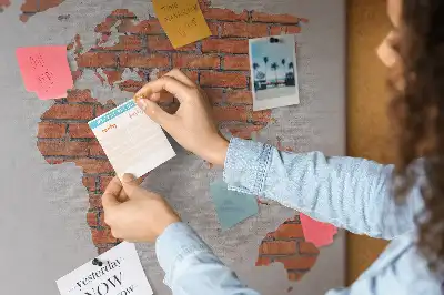 Fali parafa üzenőtábla kontinensek téglafal mintával
