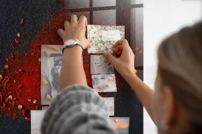 Piros fűszer mintás fali üzenőtábla
