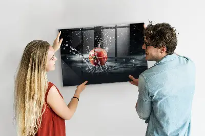 Fali üzenőtábla paradicsom mintával