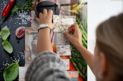 Fali üzenőtábla zöldséges mintával