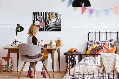 Zebra mintás fali üzenőtábla