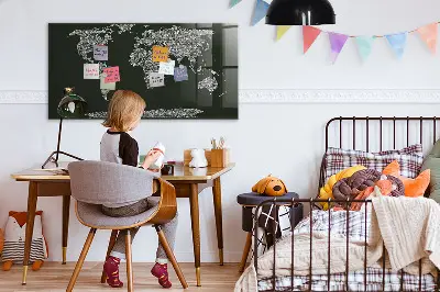 Fali üzenőtábla A kontinensek nevei mintával