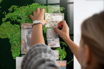 Fali mágneses világtérkép füves mintával
