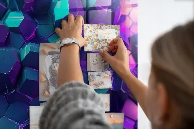 Geometriai formájú fali üzenőtábla