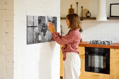 Beton világtérkép fali üzenőtábla
