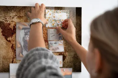 Fali üzenőtábla régi világtérkép mintával