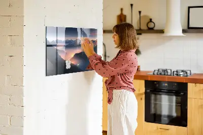 Hegycsúcsok táj mintás fali mágneses tábla